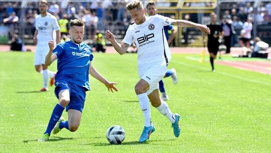 Sebastian Hertner (r)