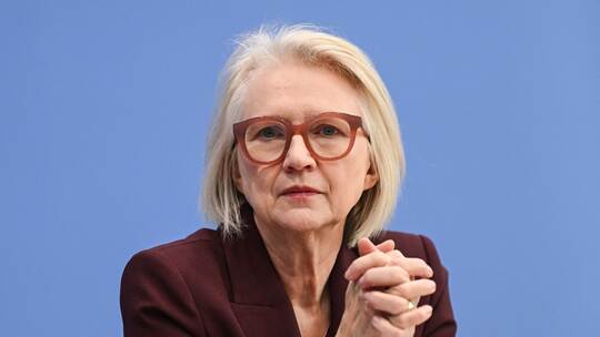 Monika Schnitzer Monika Schnitzer