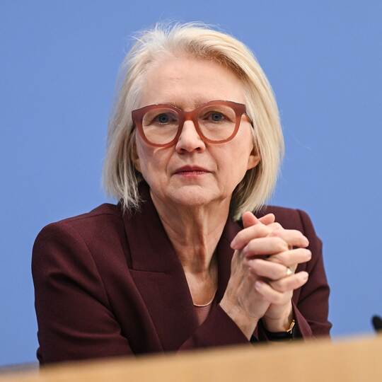Monika Schnitzer Monika Schnitzer