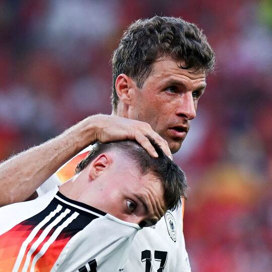 Thomas Müller (hinten) und Florian Wirtz (vorne)