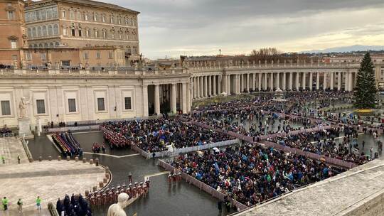 Papst spendet Weihnachtssegen "Urbi et Orbi"