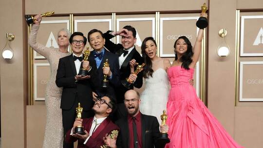 «Everything Everywhere All at Once»