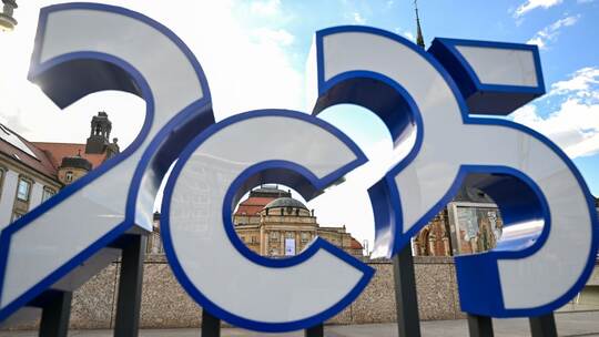 Schriftzug 2025 Schriftzug 2025