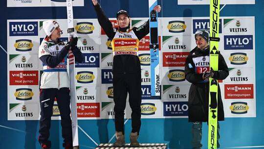 Das Siegerpodest von Oberstdorf Das Siegerpodest von Oberstdorf