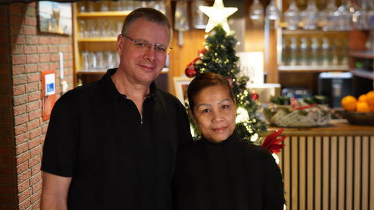 Das Gastronomenpaar Thilo Heim und Kate Krachenfels betreibt das „Bonitas“. Im neuen Jahr sind sie Teil der Serie „Rosins Restau