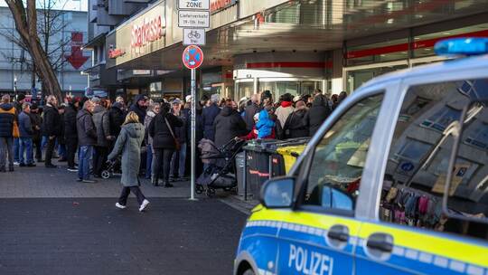 Nach dem Einbruch in den Tresorraum einer Bank Nach dem Einbruch in den Tresorraum einer Bank