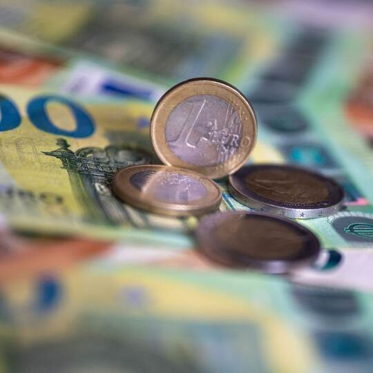 Bargeld - Mittlerer Bruttoverdienst