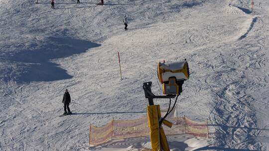 Kalter Jahresstart hilft Skigebiet am Feldberg nur bedingt Kalter Jahresstart hilft Skigebiet am Feldberg nur bedingt