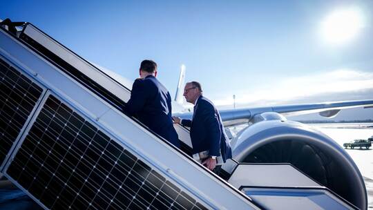 Bundeskanzler Merz reist nach Indien Bundeskanzler Merz reist nach Indien