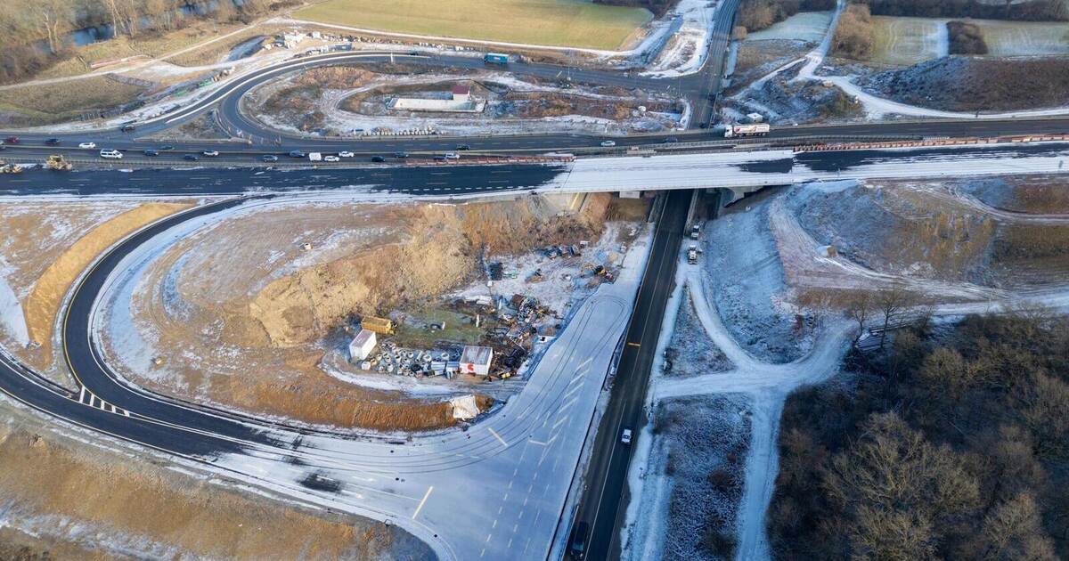 A8-Anschlussstelle Pforzheim-Ost: Auf- und Abfahrt in Richtung Stuttgart ...