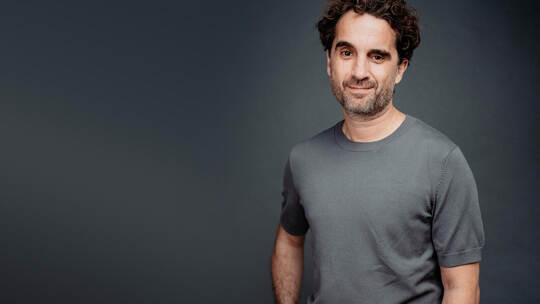 Noch im Januar wird Schauspieler Oliver Wnuk 50. Vorher hat er einen Auftritt in Pforzheim. Foto: Steffen Böttcher