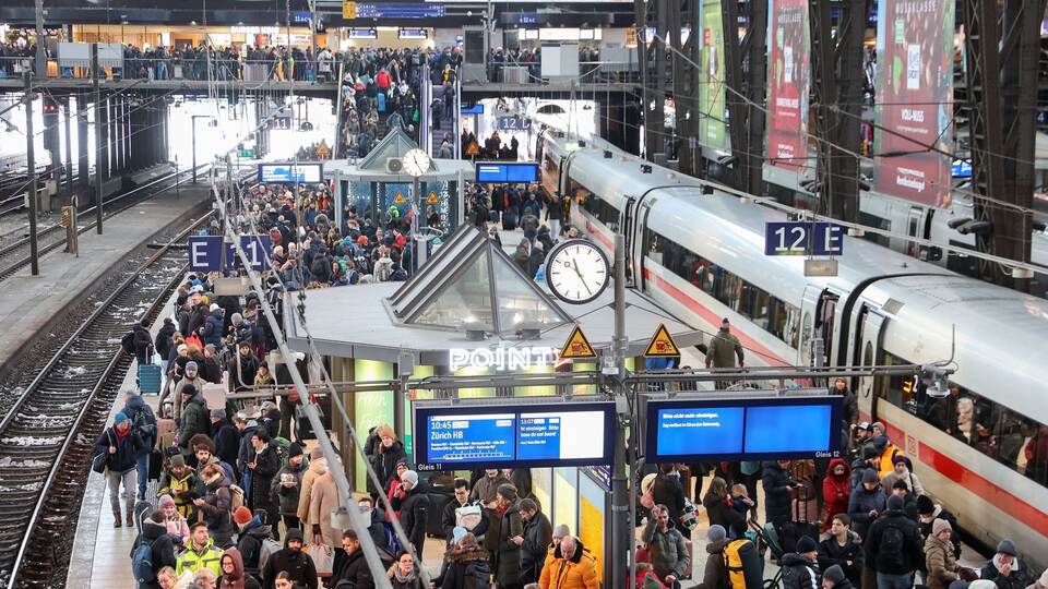 Nach Sturmtief Elli - Lage am Hamburger Hauptbahnhof
