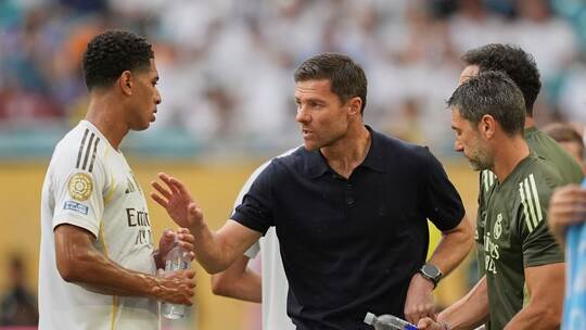 Jude Bellingham und Xabi Alonso