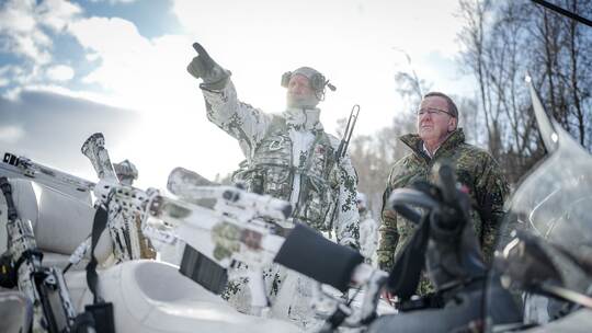 Bundesverteidigungsminister Pistorius besucht Nato-Übung