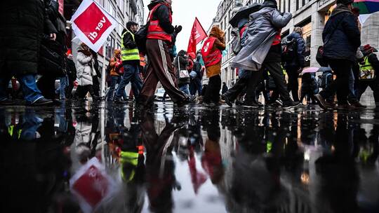 Warnstreik im öffentlichen Dienst in Berlin und Brandenburg