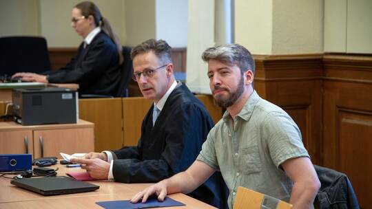 Prozess wegen Störung der Sprengung der Kühltürme