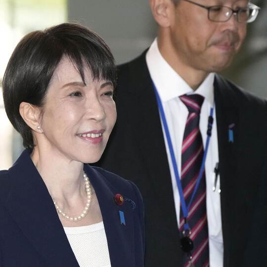 Japans Regierungschefin kündigt Neuwahlen an