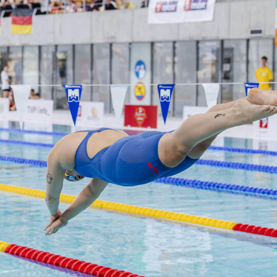 Springt inzwischen für den SC Wiesbaden vom Startblock: die Birkenfelderin Yvonne Prehn. Foto: Steph Dittschar/DLRG