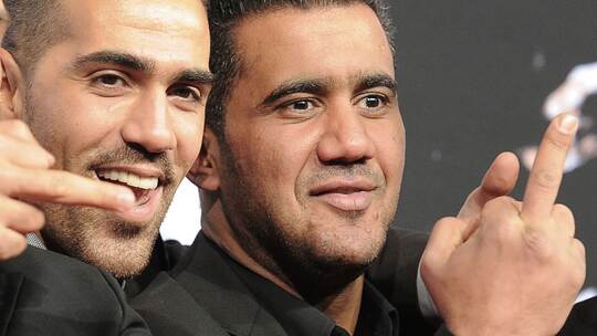 Der Rapper Bushido (l) posiert mit Arafat Abou-Chaker