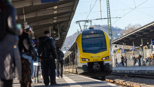 RE1 Pforzheim Hauptbahnhof Arverio