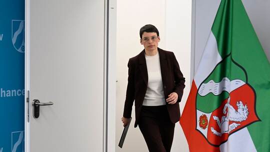 Flüchtlingsministerin Josefine Paul tritt zurück