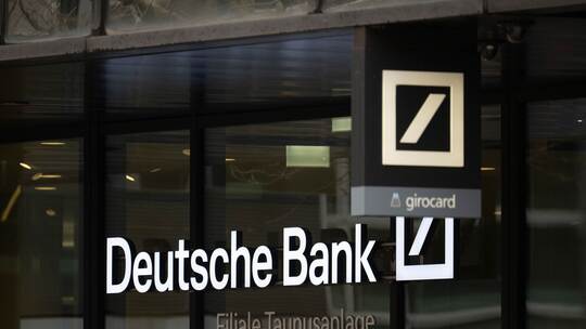 Razzia bei der Deutschen Bank Razzia bei der Deutschen Bank