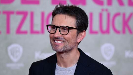 Premiere „Ach, diese Lücke, diese entsetzliche Lücke“ Premiere „Ach, diese Lücke, diese entsetzliche Lücke“