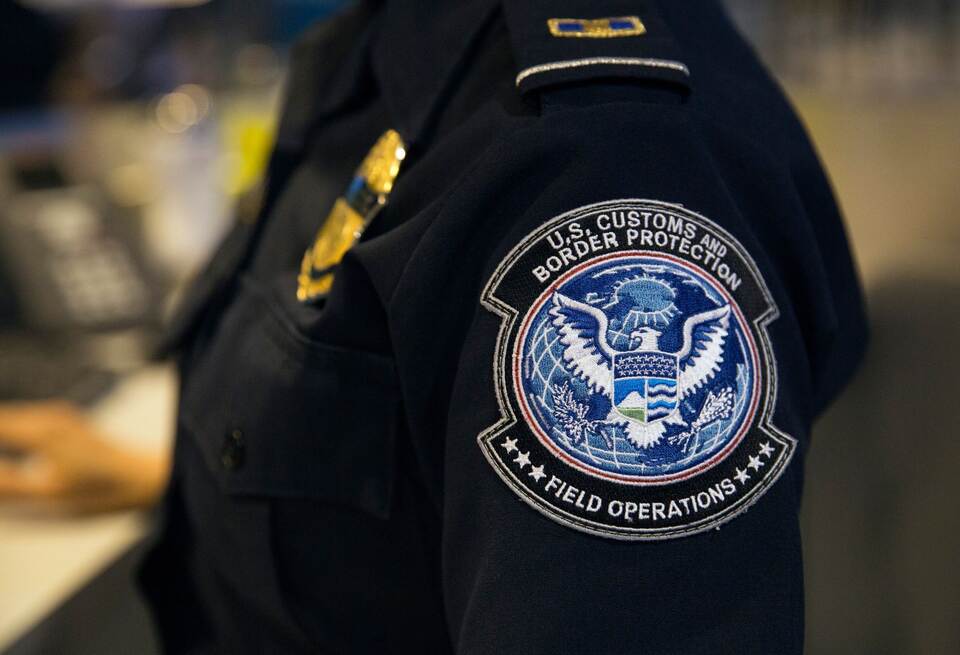 Beamter der US Customs and Border Protection (CBP)