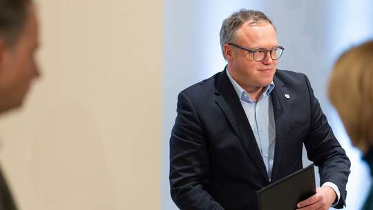 Thüringer Ministerpräsident Voigt soll Doktortitel verlieren