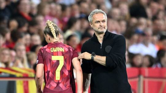 Giulia Gwinn und Christian Wück (r) Giulia Gwinn und Christian Wück (r)