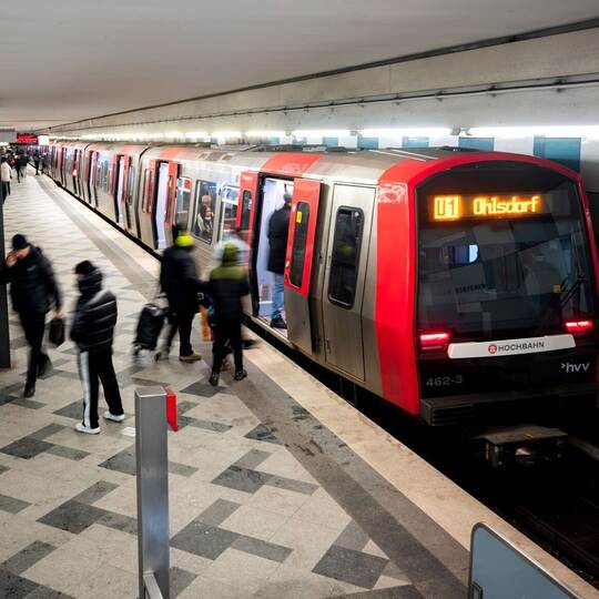 Mordkommission ermittelt zu Toten in Hamburger U-Bahnstation