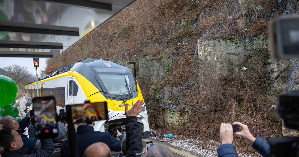 New Hermann Hesse Railway gets underway: Train line from Calw to Weil der ...