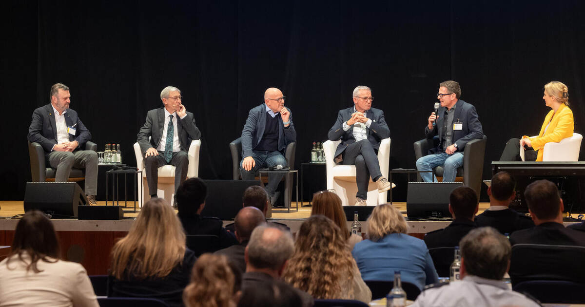 Fewer road fatalities? Baden-Württemberg discusses Vision Zero in ...