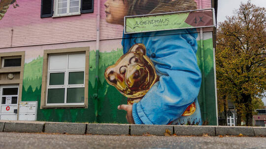 Im Wildbader Jugendhaus wird diesen Mittwoch über Konzepte gegen sexuelle Gewalt gesprochen. Archivfoto: Röhr Wildbad Kinderarmut Symbolbild