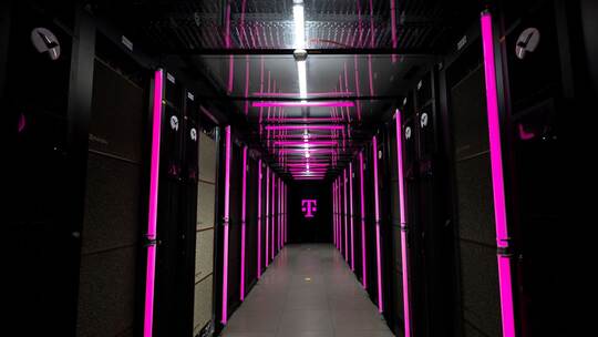 KI-Fabrik „Industrial AI Cloud“