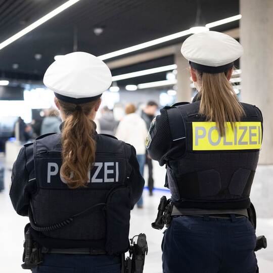 Sicherheitskontrolle am Stuttgarter Flughafen