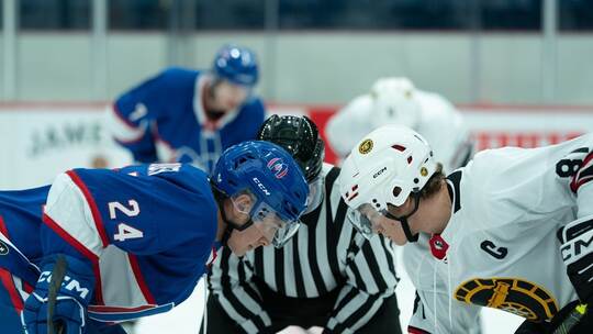 HBO Max startet Streaming-Serie "Heated Rivalry"