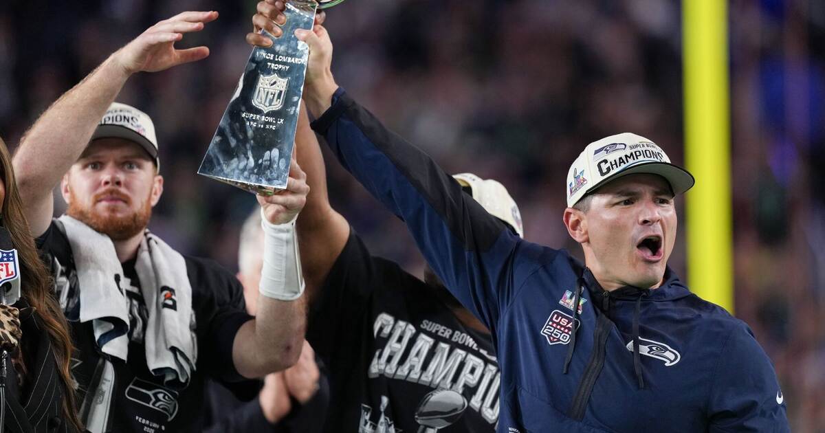 As a team to their greatest triumph: Seahawks win the Super Bowl