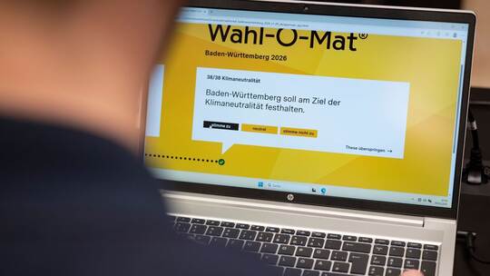 Vorstellung des Wahl-O-Mat zur Landtagswahl Vorstellung des Wahl-O-Mat zur Landtagswahl