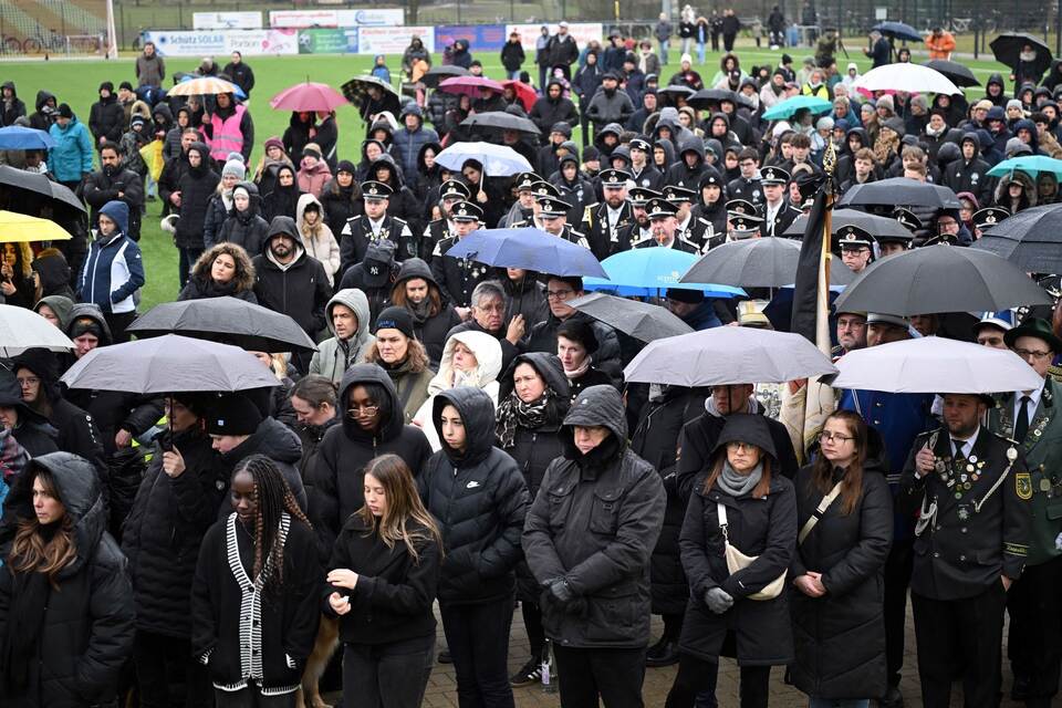 Gewaltsamer Tod von Yosef - Trauerfeier Gewaltsamer Tod von Yosef - Trauerfeier