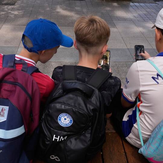 Diskussion um Social-Media-Verbot für Schüler