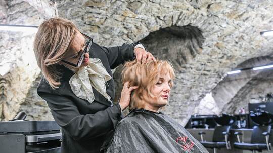Wieso eine Friseurin aus Bad Mergentheim viral geht