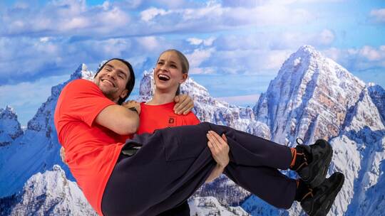 Nikita Volodin und Minerva Hase (r) Nikita Volodin und Minerva Hase (r)