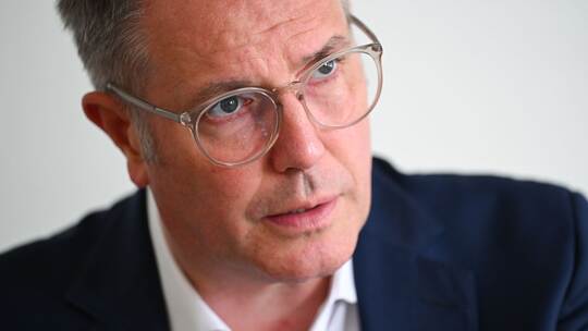 Ministerpräsident Alexander Schweitzer