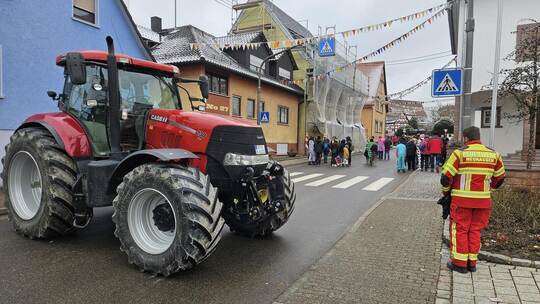 Absperrungen und Zugangskontrollen gehören mittlerweile zum festen Bestandteil von Großveranstaltungen wie beim Fasnetsumzug in