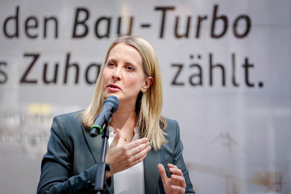 Bundesbauministerin Verena Hubertz Bundesbauministerin Verena Hubertz