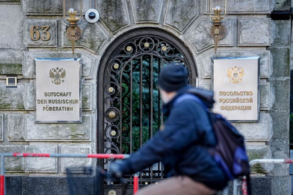 Bundesregierung bestellt russischen Botschafter ein