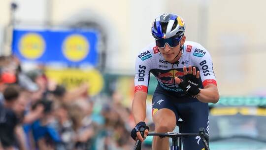 Florian Lipowitz Florian Lipowitz