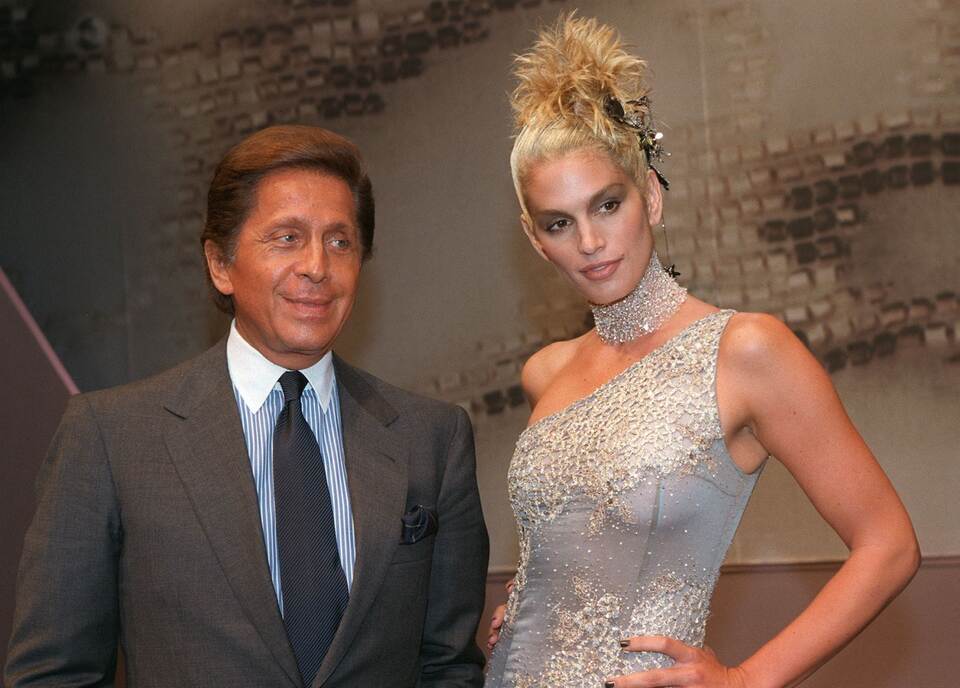 Cindy Crawford mit Star-Designer Valentino