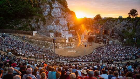 Gaststars bei den Karl-May-Spielen Gaststars bei den Karl-May-Spielen